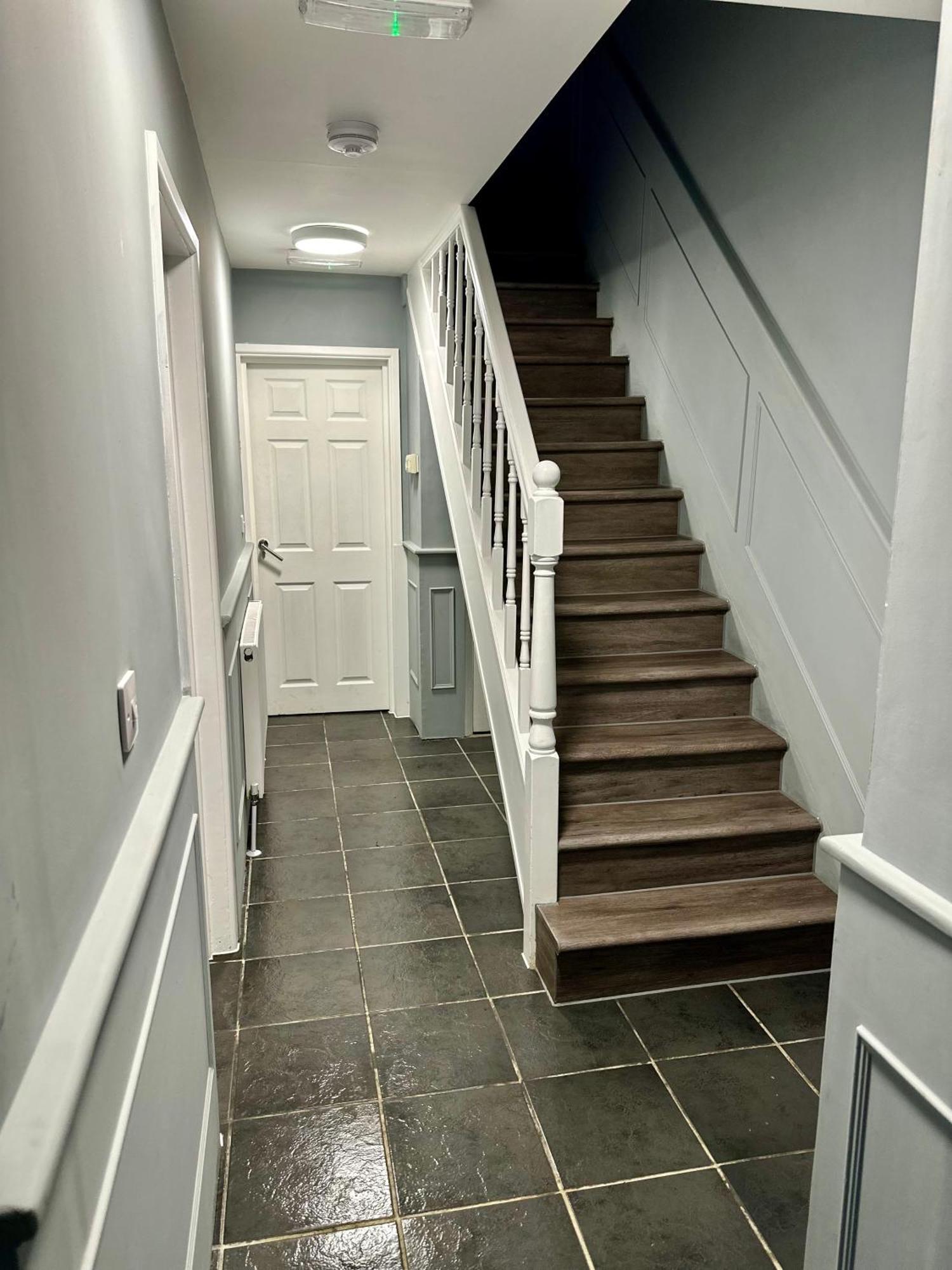 Cosy Ensuite Double Room, Near Heathrow Airport Northolt  Exterior photo